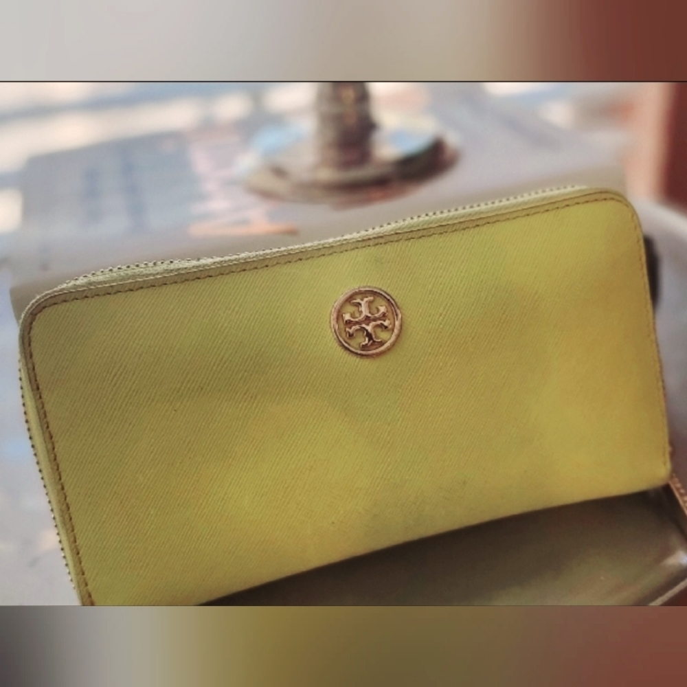 Tory Burch Wallet